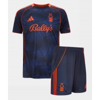 Stroje piłkarskie Nottingham Forest Koszulka Trzeciej dla dzieci 2025-26 Krótki Rękaw (+ szorty)